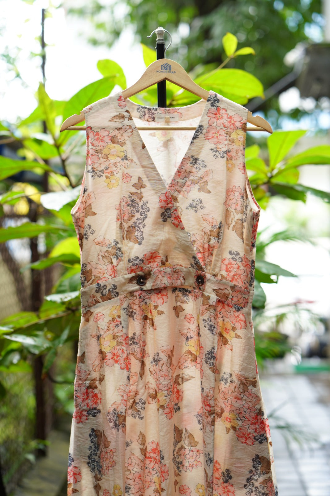 Offwhite floral dress