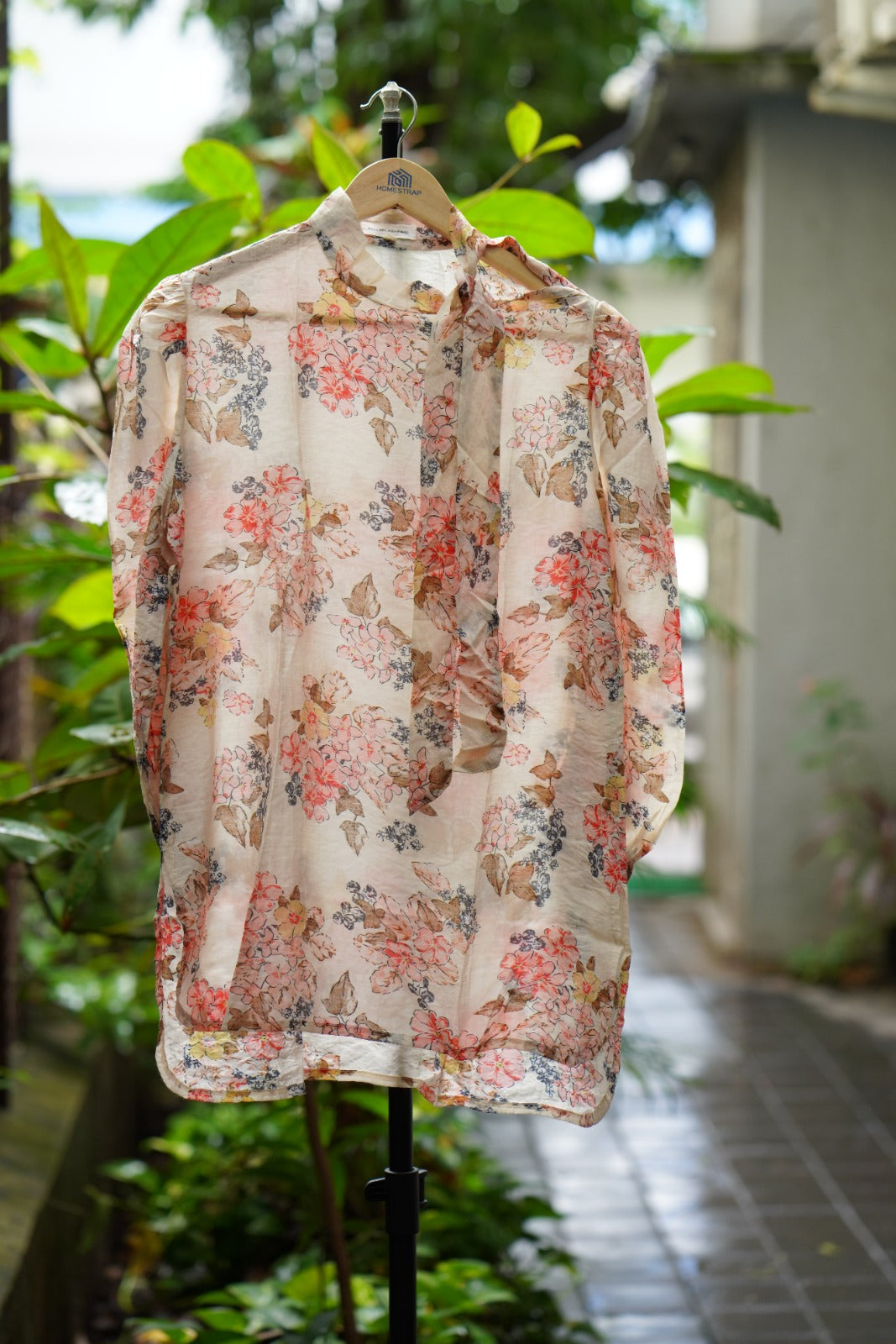 Offwhite floral coord set