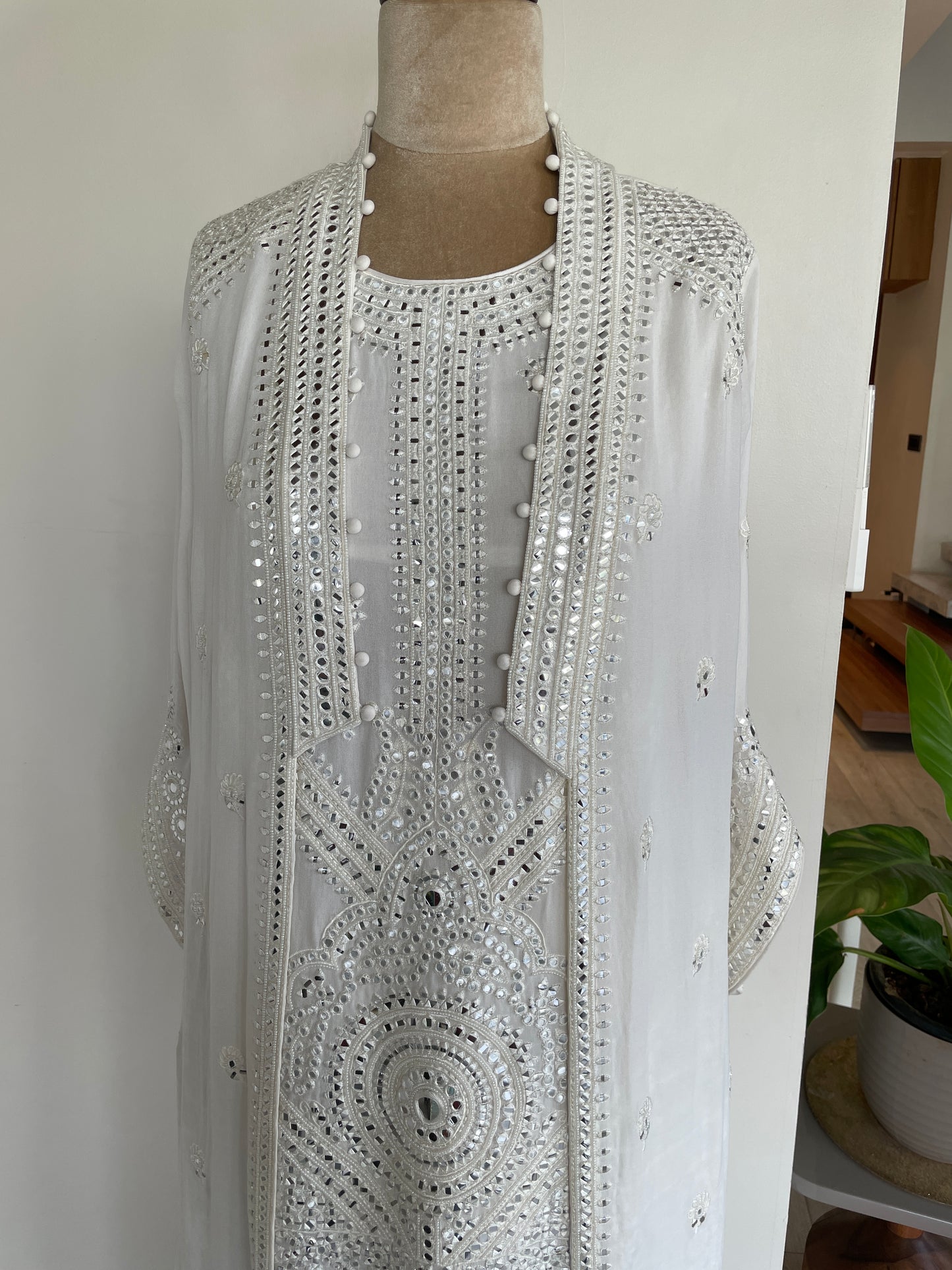 WHITE MIRRORWORK TUNIC