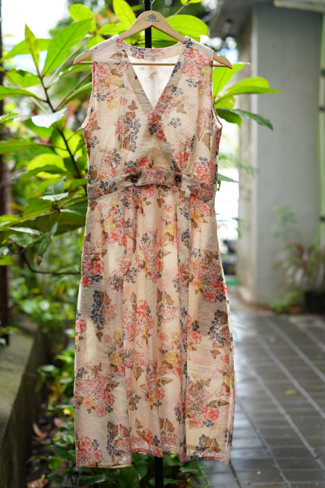 Offwhite floral dress