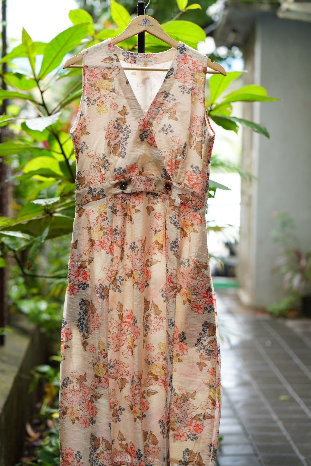 Offwhite floral dress