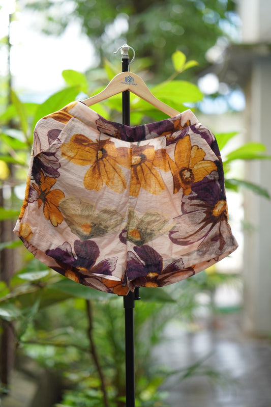Luna Tieup set